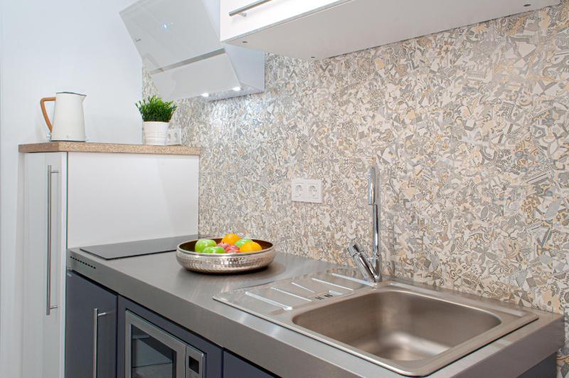 ABAL Apartments - Barrio - image 6