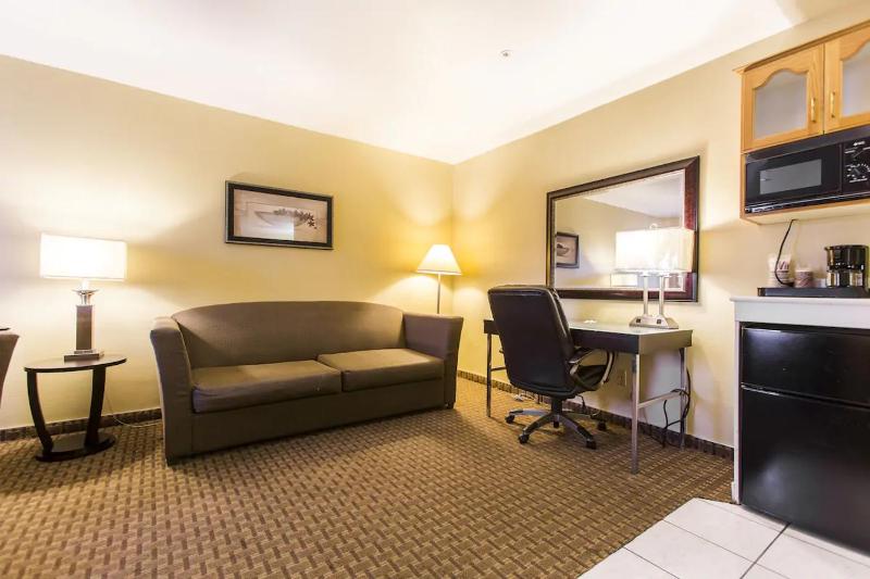 Suite image 3