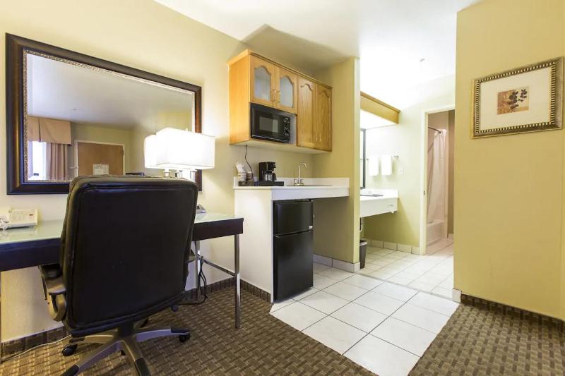 Suite image 4
