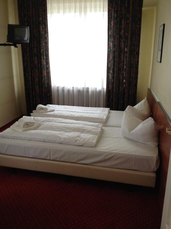 Domo Hotel Mondial - image 18