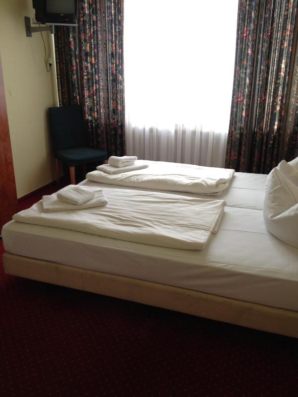 Domo Hotel Mondial - image 35