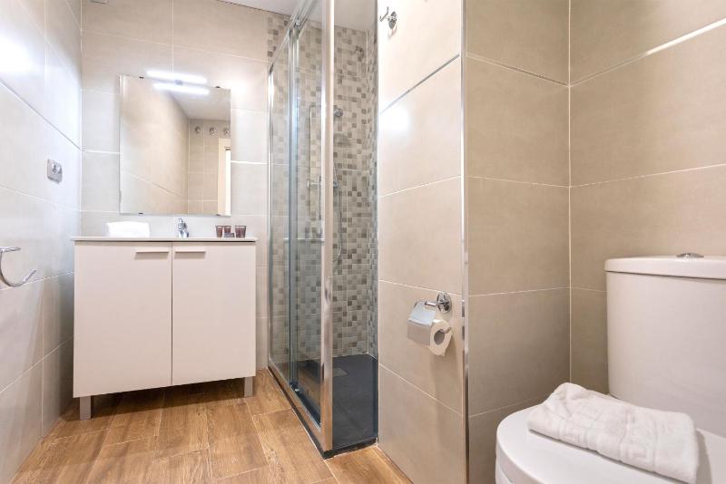 No terrace one-Bedroom Apartment image 2