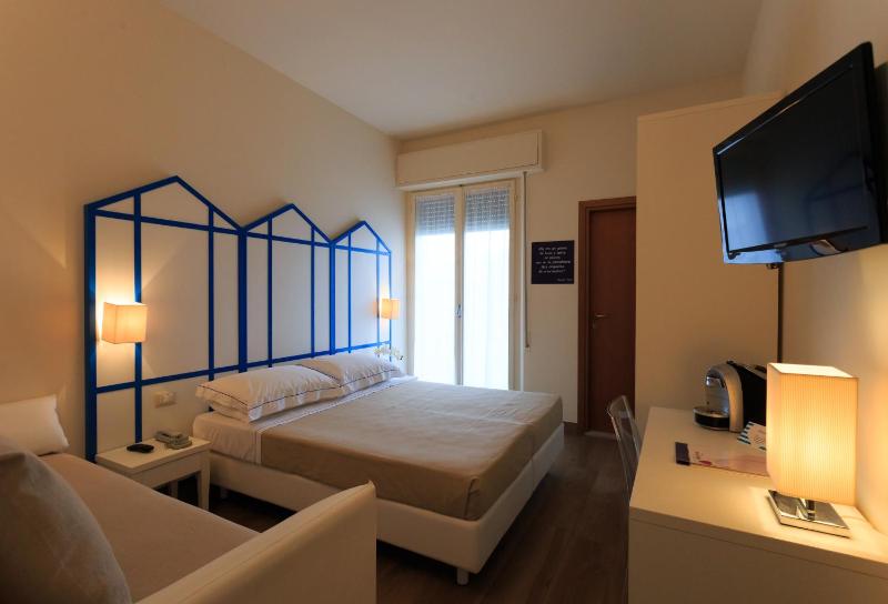 Mini Hotel - image 26