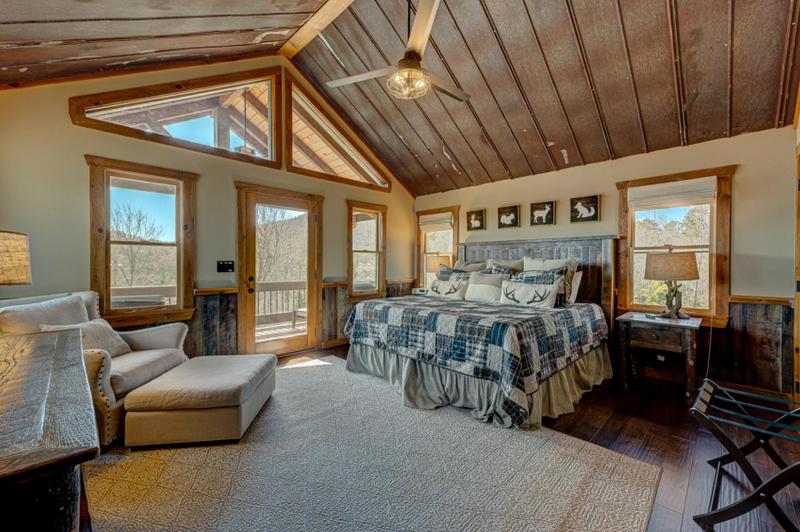 The Nest - Long Range Mountain Views | Large Decks on Each Level | Pool Table | Ping Pong - image 37