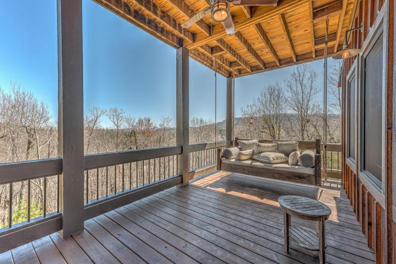 The Nest - Long Range Mountain Views | Large Decks on Each Level | Pool Table | Ping Pong - image 34