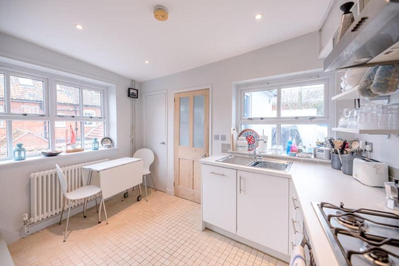 6 West Lane in Aldeburgh - Beautiful cottage near high street - image 12