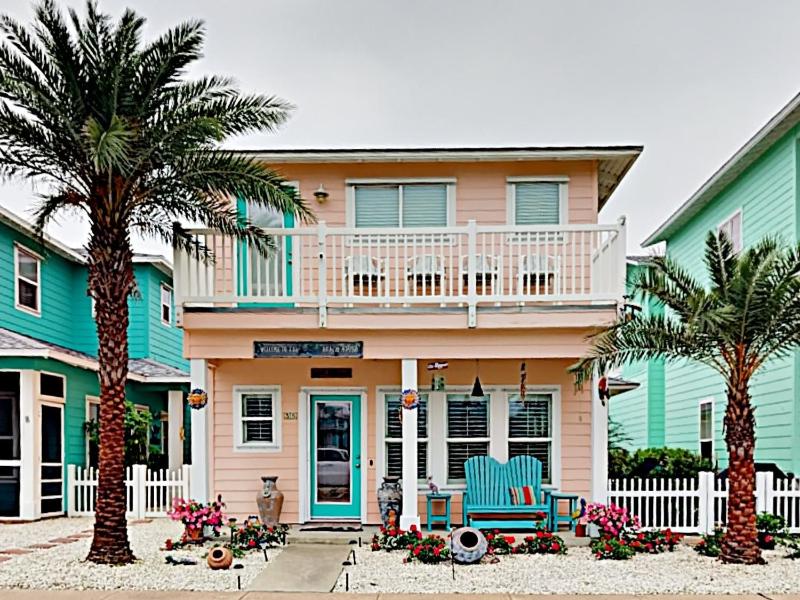Three-Bedroom Townhouse image 1