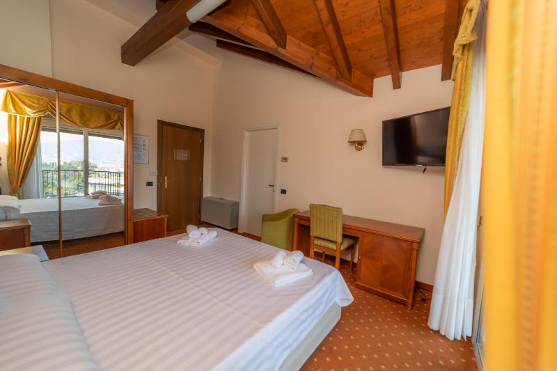 Junior Suite image 3