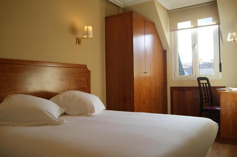 Double Room image 2