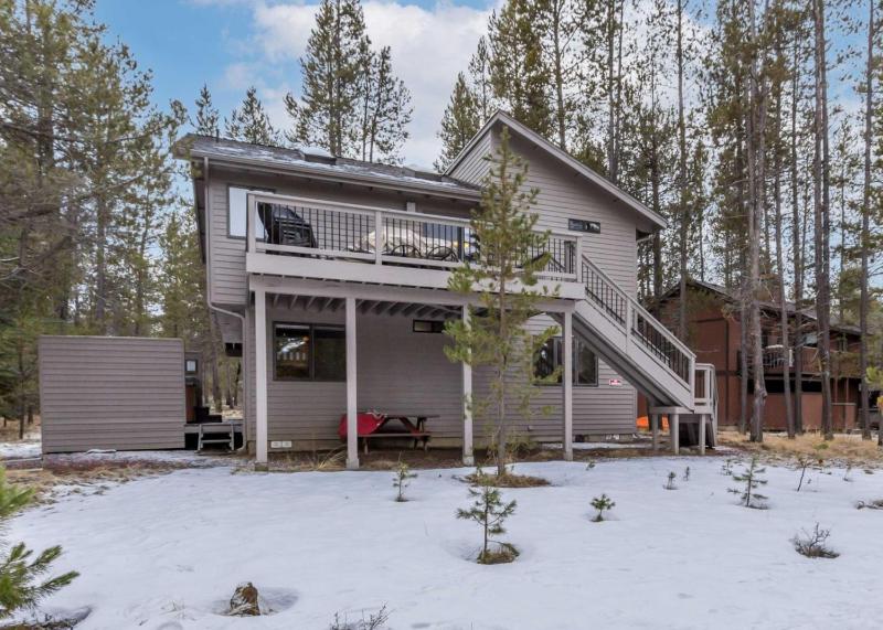 Three-Bedroom House image 1