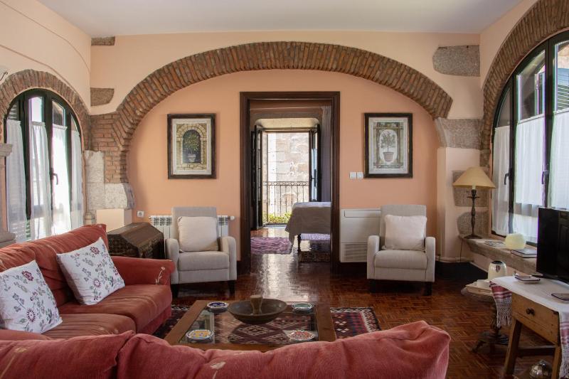 Suite with Balcony image 3