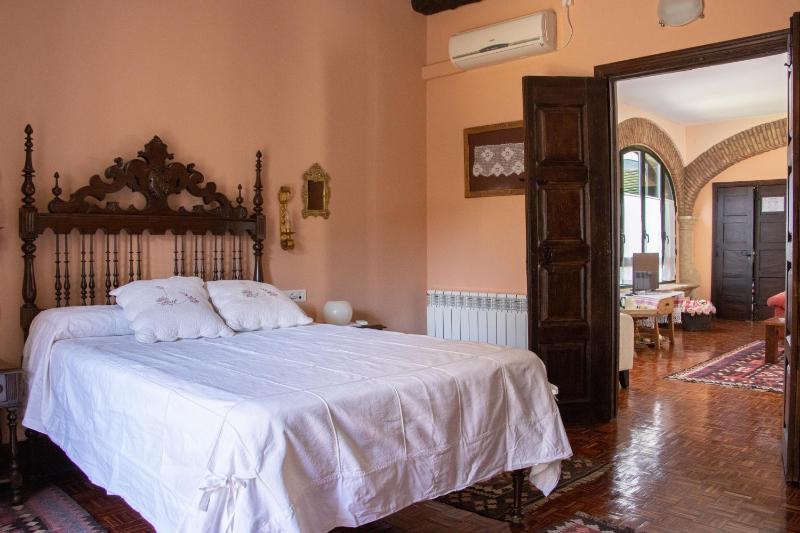 Suite with Balcony image 2