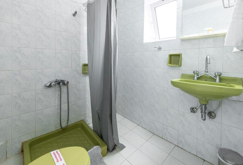 ROY Hotel - image 7