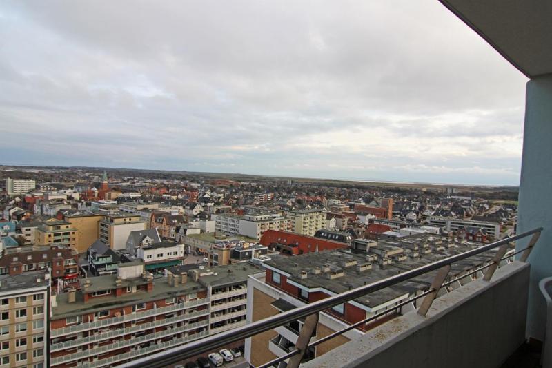 Apartment with Balcony image 4