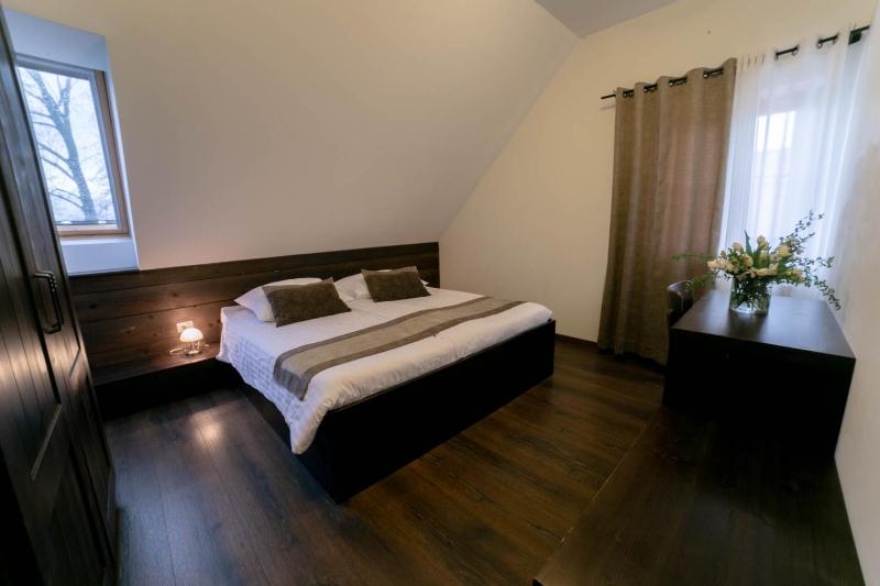 Apartment - Split Level image 2