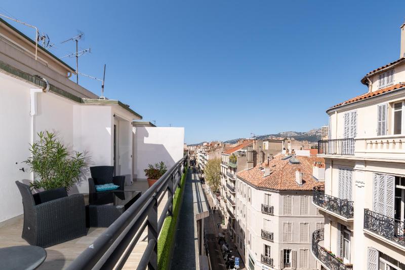 Double Room with Terrace image 3