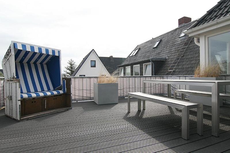 Apartment with Terrace image 3