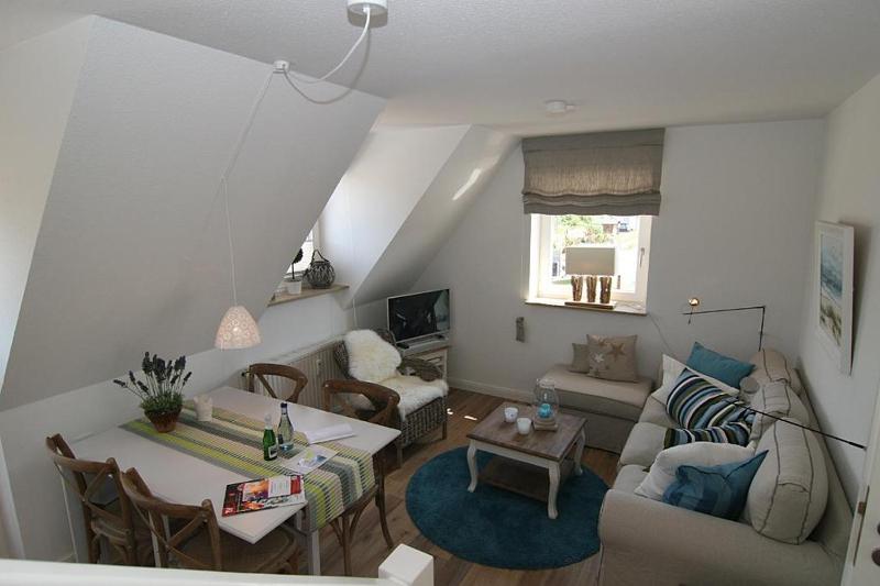 Apartment with Balcony image 2