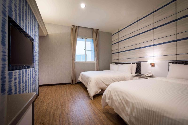 Alegran Motel - image 7