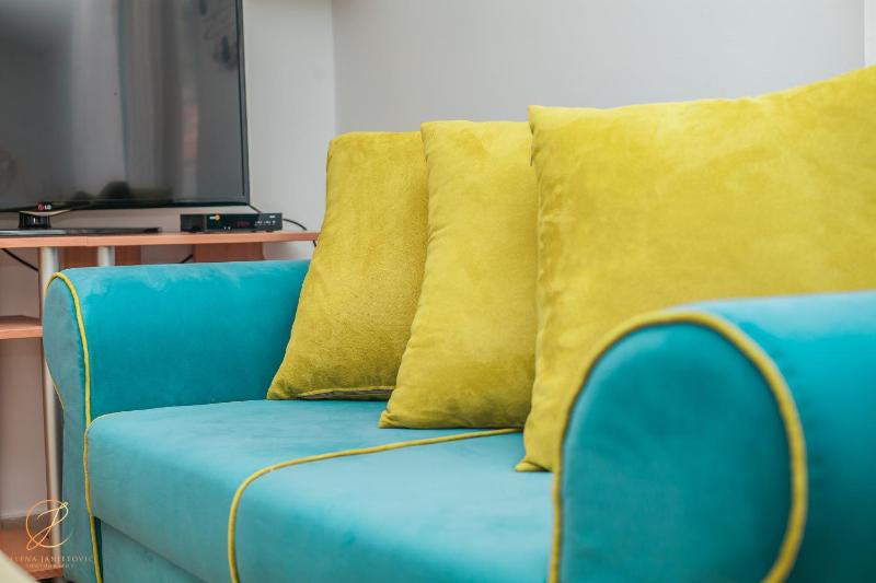 Two-Bedroom Apartment with Sea View Balcony and Sofa Bed (7 Adults)  image 2