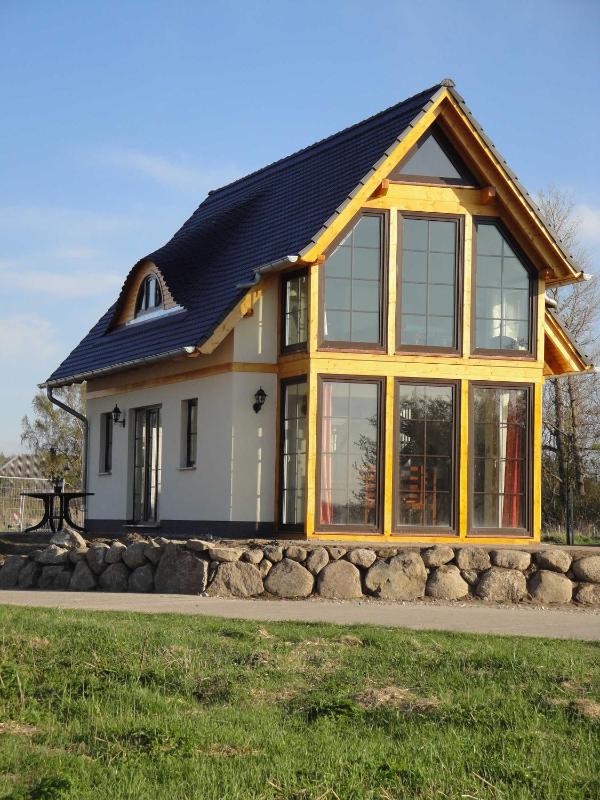 Two-Bedroom House image 1