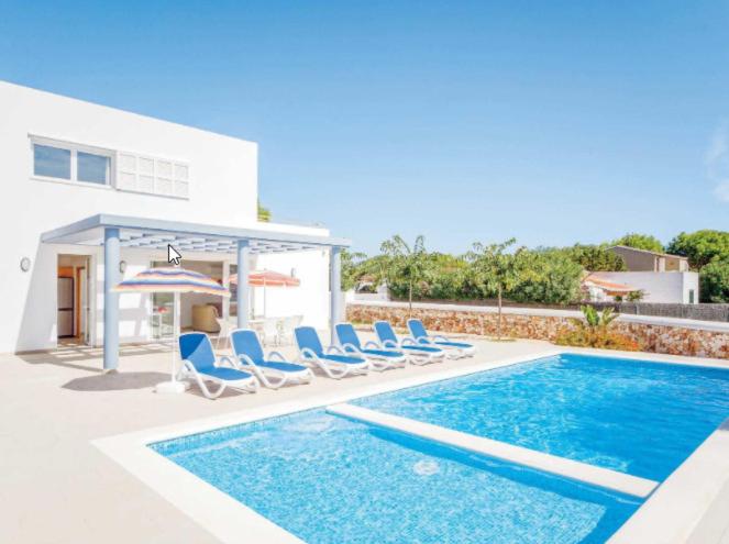 Villa image 2