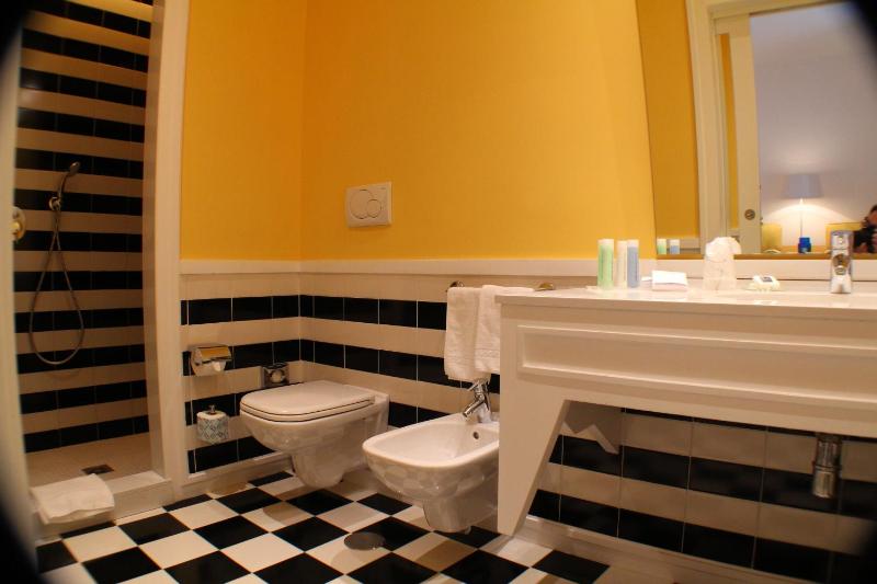 Junior Suite image 4