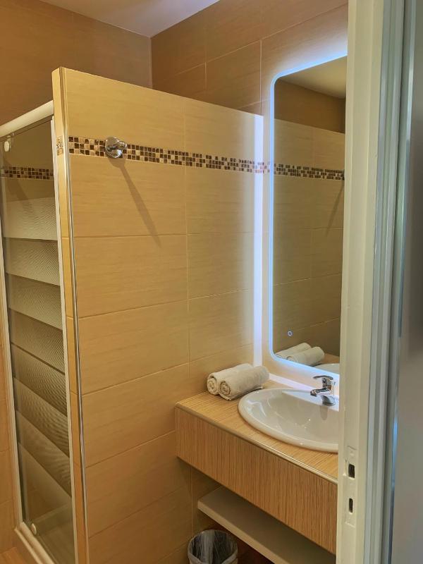Triple Room - Hill Side image 4