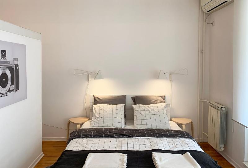 One-Bedroom Apartment with Terrace image 2