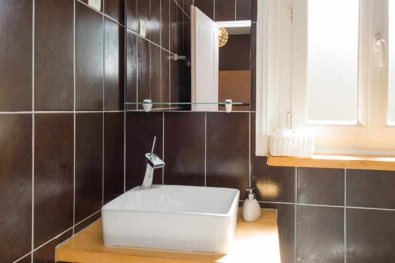 Double Room image 4