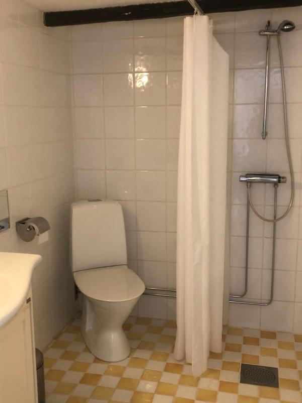 Large Double Room image 2