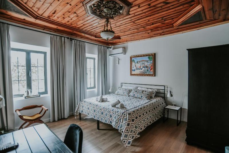 Atelier Boutique Hotel - image 12