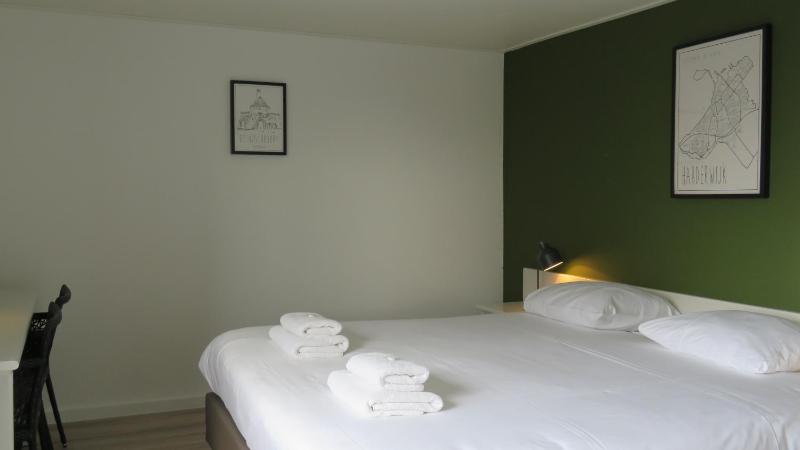 Double or Twin Room image 2