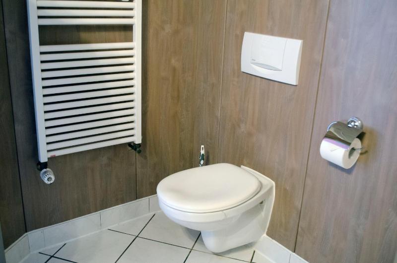 Single Room image 3