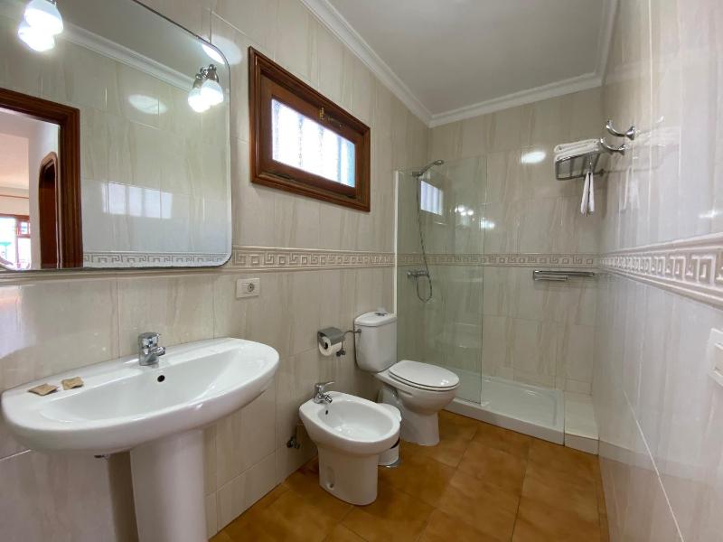 One Bedroom Apartment (2 Adults) Ground Floor image 3