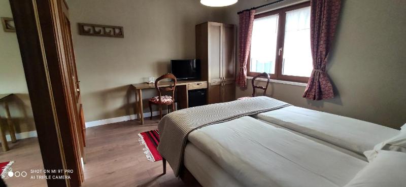 Double Room image 1