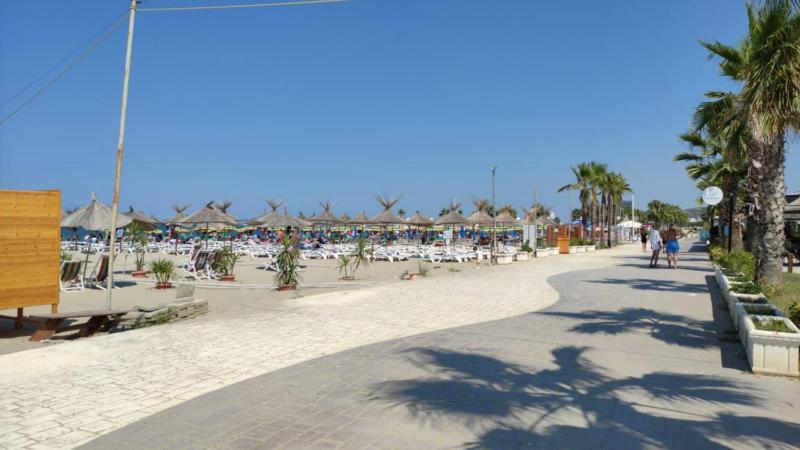 J&A Beachside Apartment - image 4