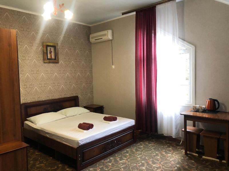 Superior Quadruple Room image 1