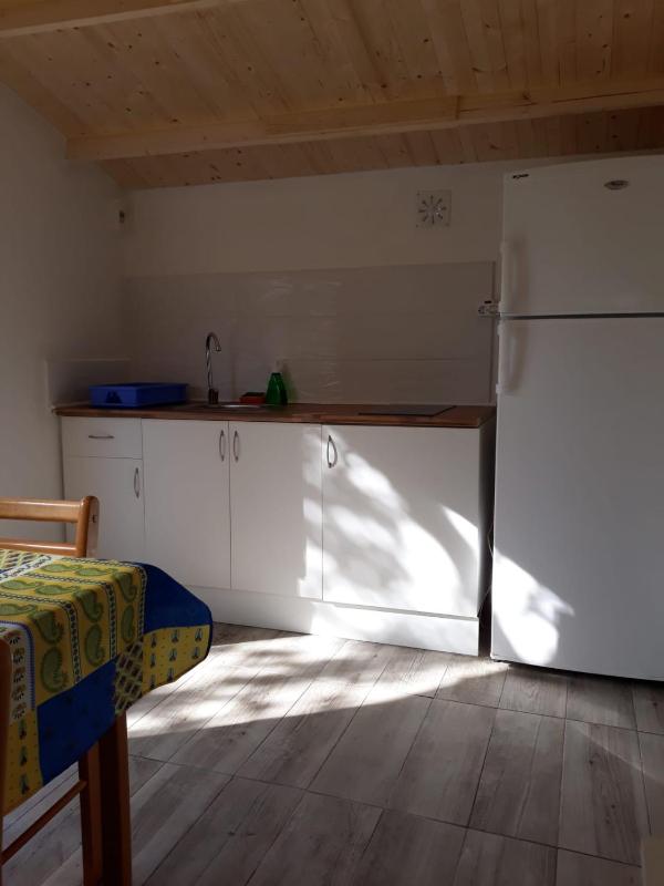 One-Bedroom House image 4