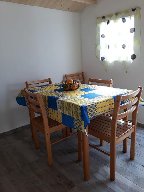 One-Bedroom House image 3