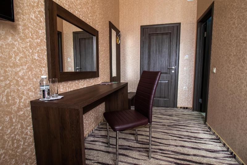 Single Room image 2