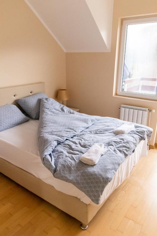 Deluxe Room image 3