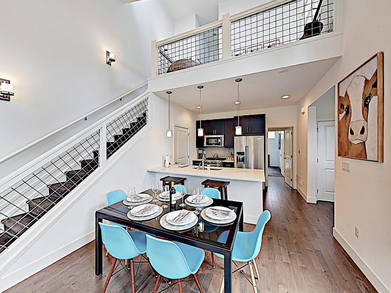 Two-Bedroom Townhouse image 3