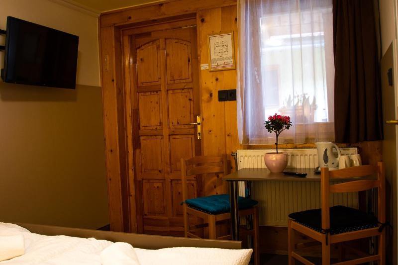 Superior Queen Room image 2