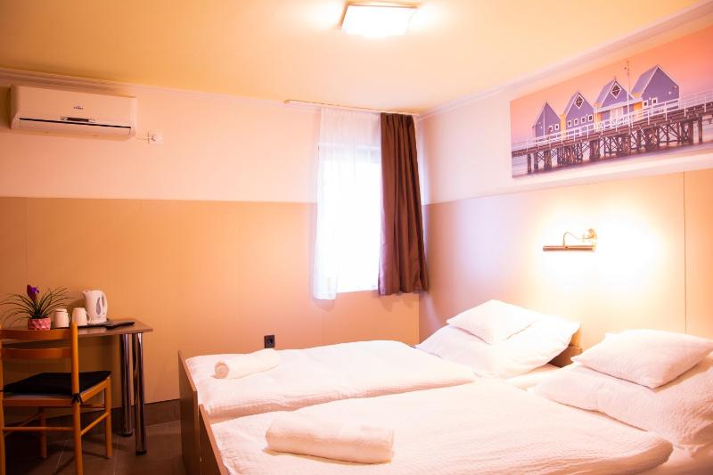 Superior Double or Twin Room image 2