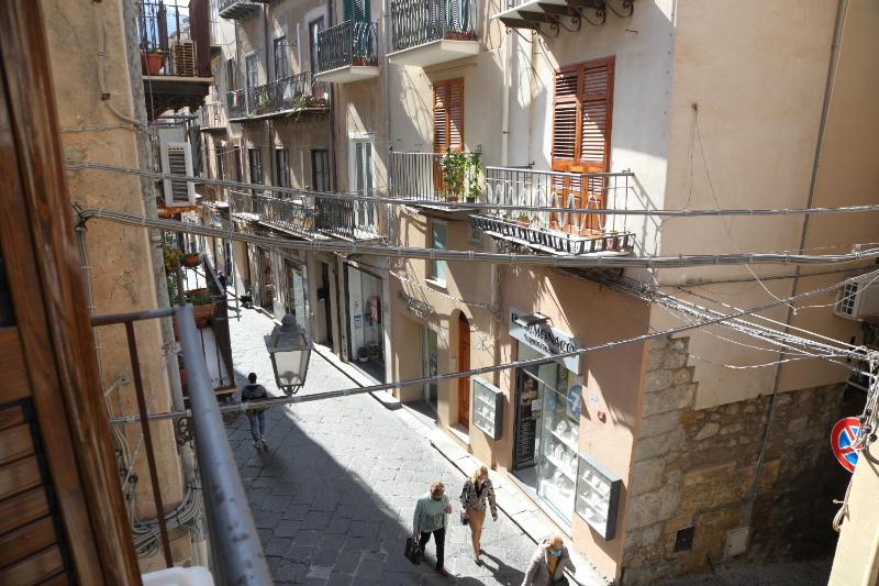 Casa Saraceni (by Vacation Service) - image 3