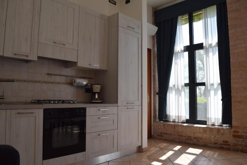 One-Bedroom Apartment image 3