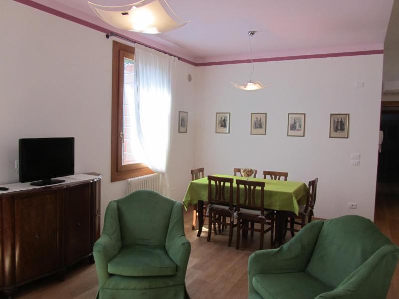 Two-Bedroom Apartment image 4