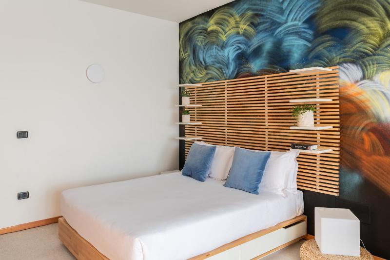 Superior Double Room image 3