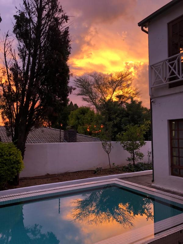 Sandton Farmhouse - image 7